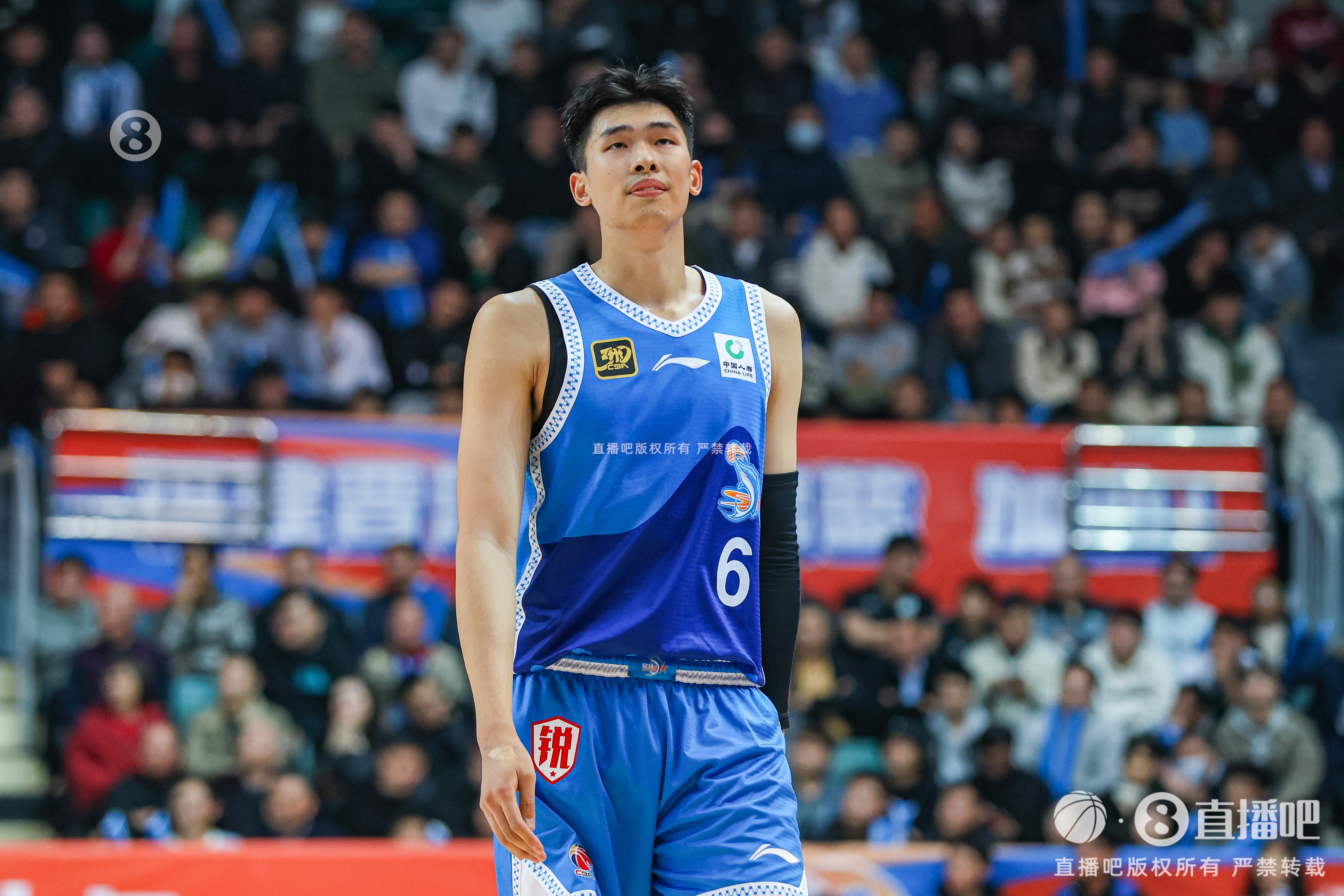 kaiyun sports数据-直播吧：福建与邹阳完成多年B类合同续约 希望他与杨曦皓成双子星